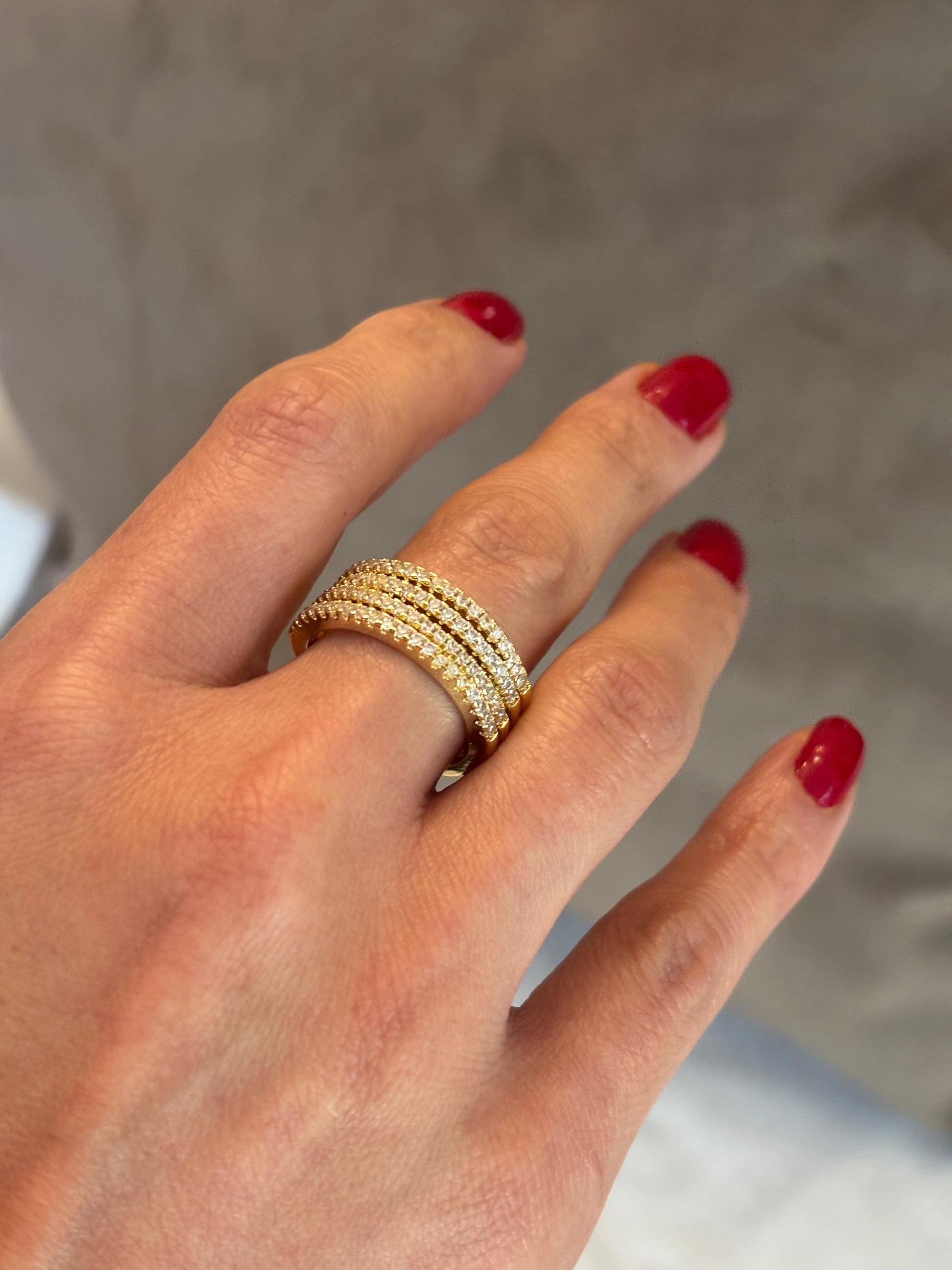 Anillo multiple