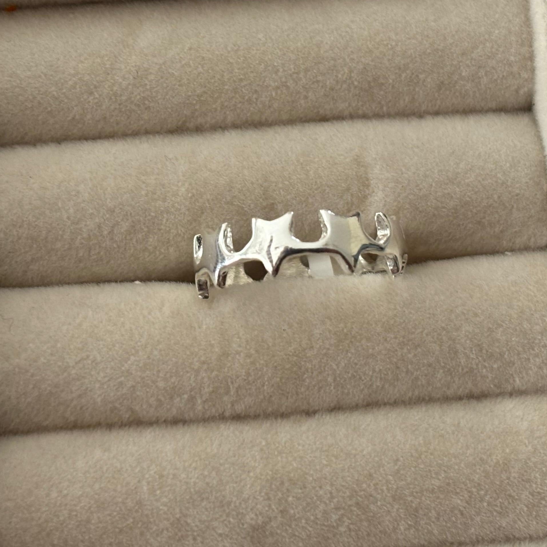 Anillo estrellas