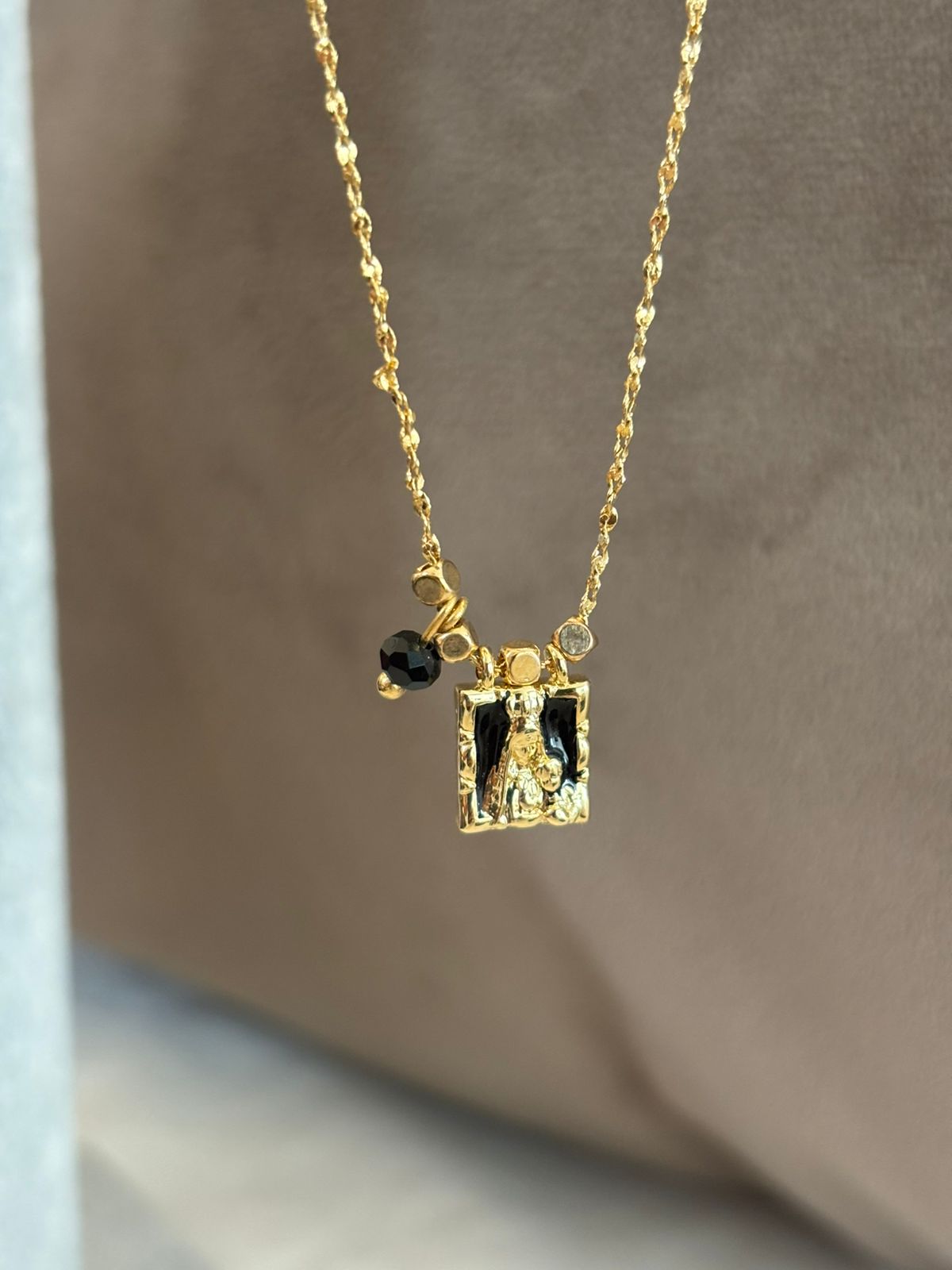 Collar religioso