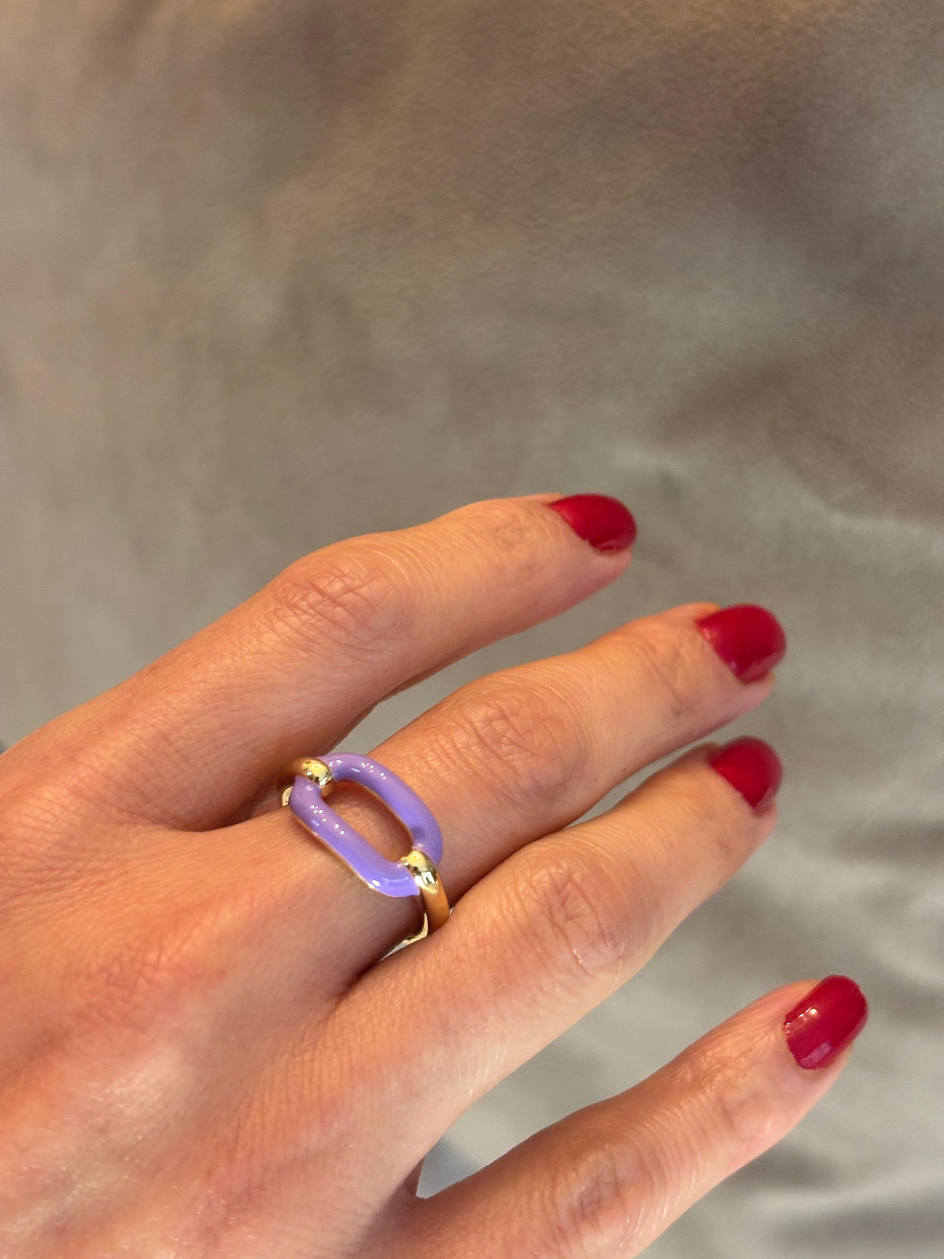 Anillo moderno